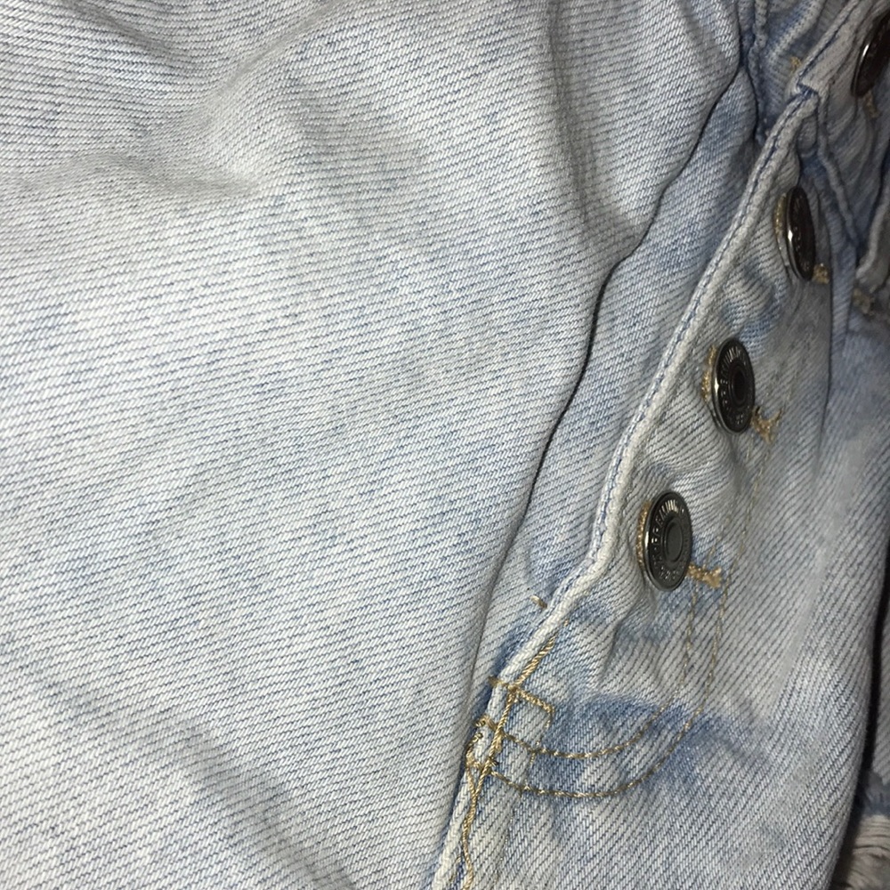 Shorts - Picture 2 of 3